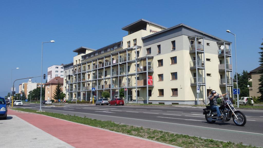 Apartments Sofia Liptovský Mikuláš Exteriör bild